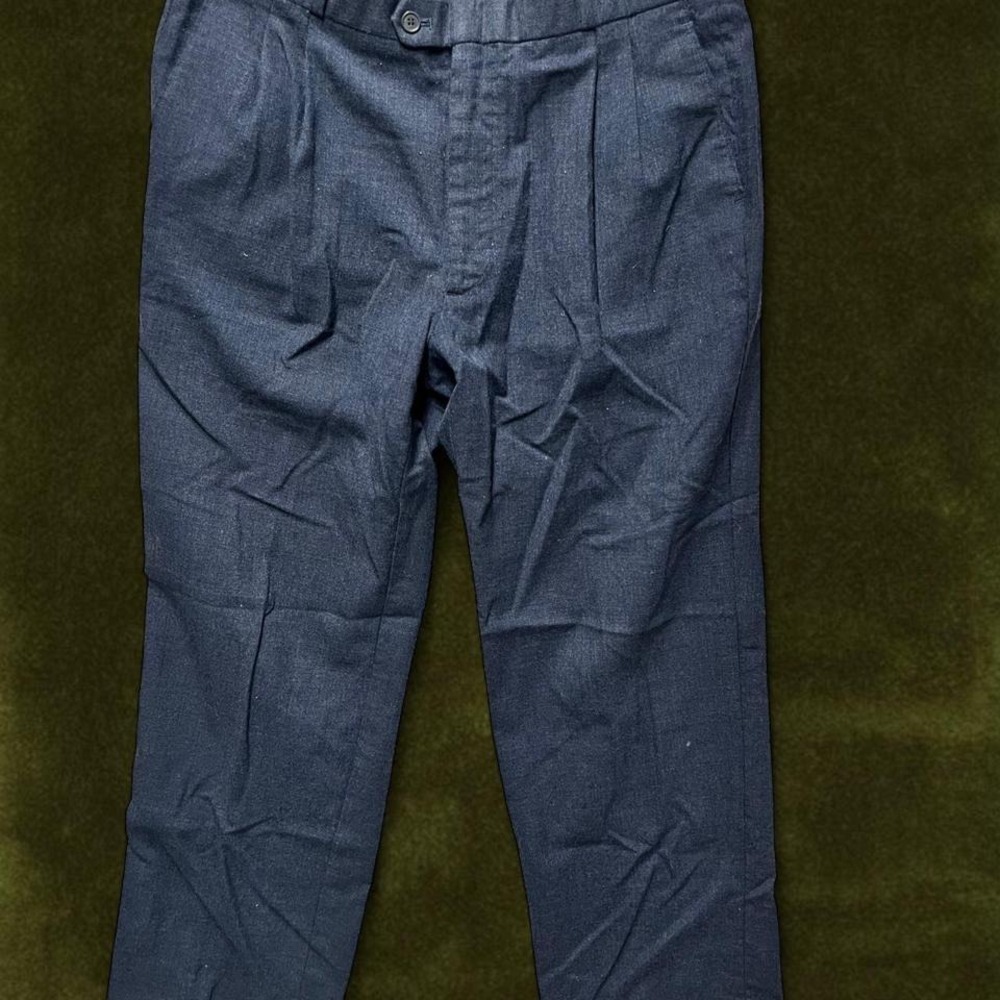 Vintage 1990s GIVENCHY En Plus Navy Pleated Trousers100% wool - size 36